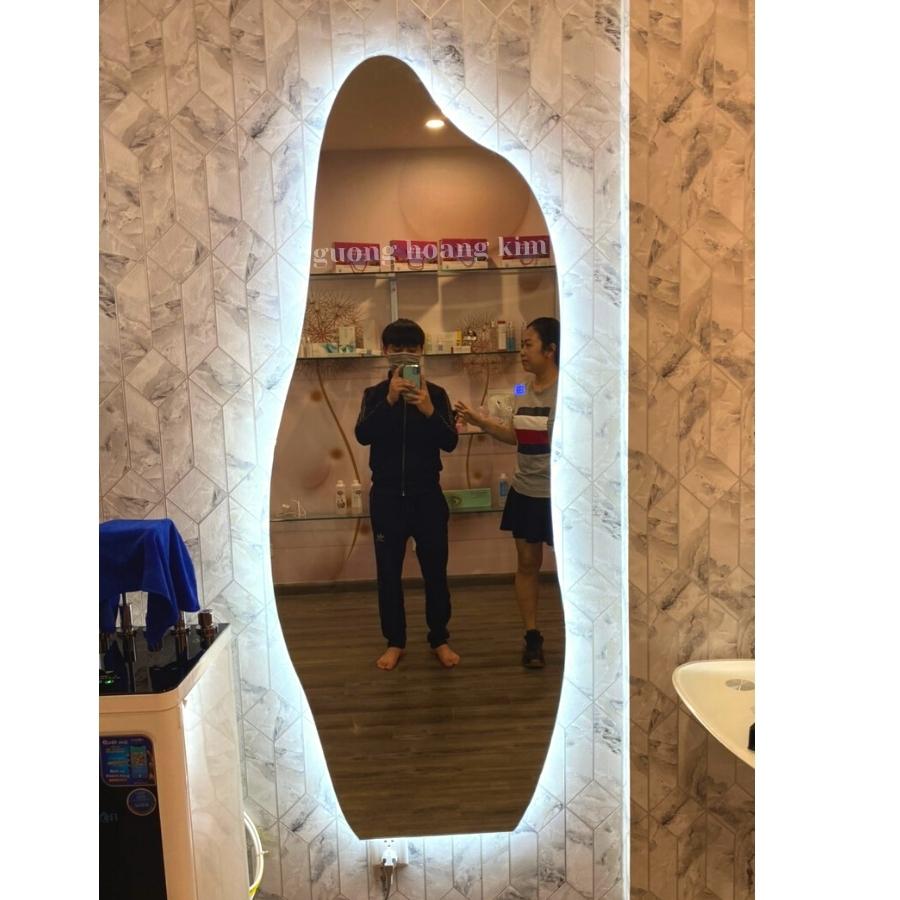 Gương soi toàn thân hình hạt đậu dựa tường treo tường – guonghoangkim mirror HK-5008
