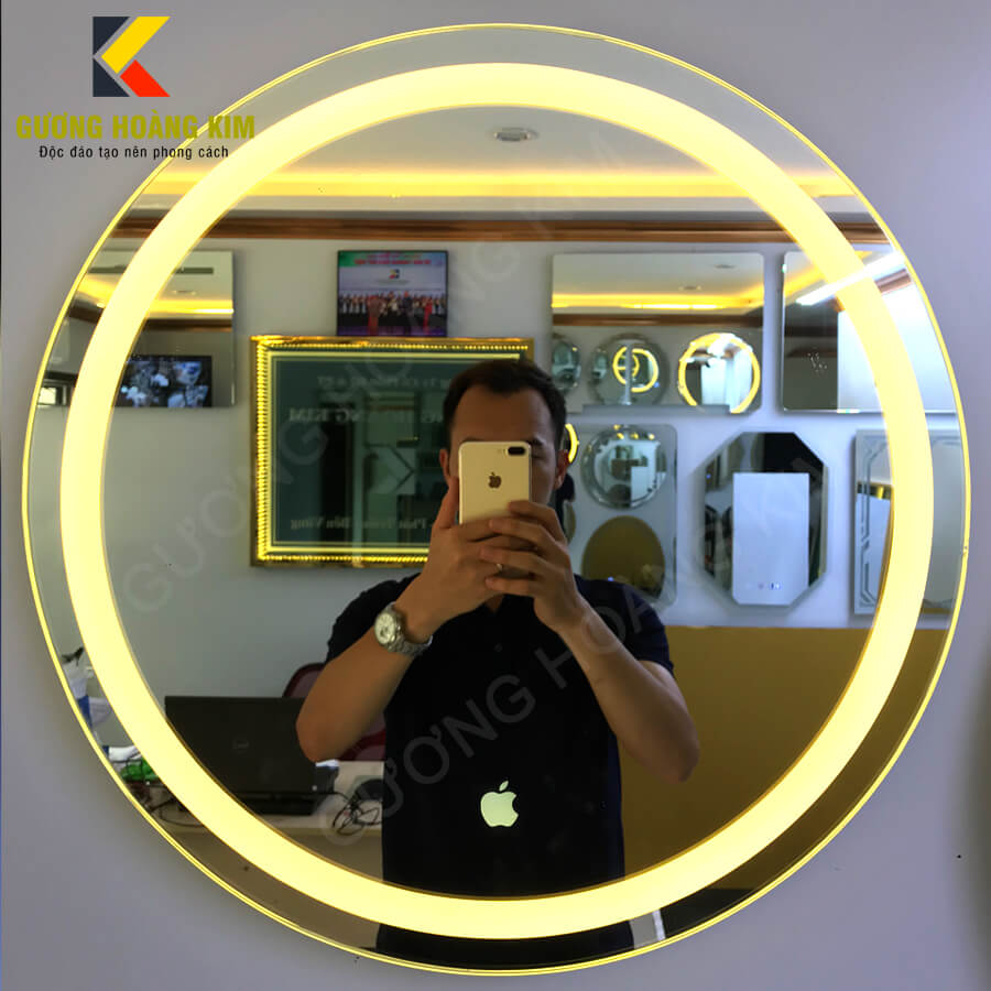 Gương đèn led tròn hoàng kim tính năng cảm ứng phá sương, đồng hồ nhiệt độ, loa bluetooth cao cấp – guonghoangkim mirror HK-0001V